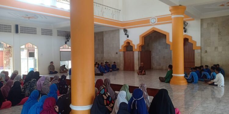 Kultum Rutin Santri Ma’had ‘Aqu-Lu el-Muqoffa Al-Islamiy: Cikal-Bakal Pemimpin Dunia