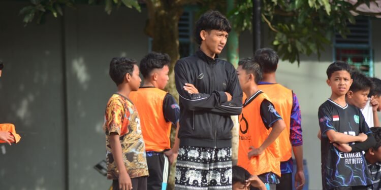 Jalin Ukhuwah: Keseruan Laga Persahabatan Ponpes ‘Aqulu eL Muqoffa vs Ponpes Tahfiz Nurul Quran