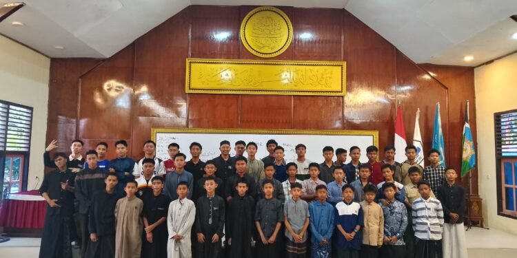 Jalin Ukhuwah: Keseruan Laga Persahabatan Ponpes ‘Aqulu eL Muqoffa vs Ponpes Tahfiz Nurul Quran