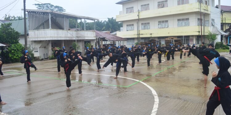 Gashuku dan Ujian Beladiri Tarbiyatul Awaliyah ‘Aqulu eL Muqoffa: Menempa Raga, Menguatkan Iman di Tengah Hujan Penuh Berkah