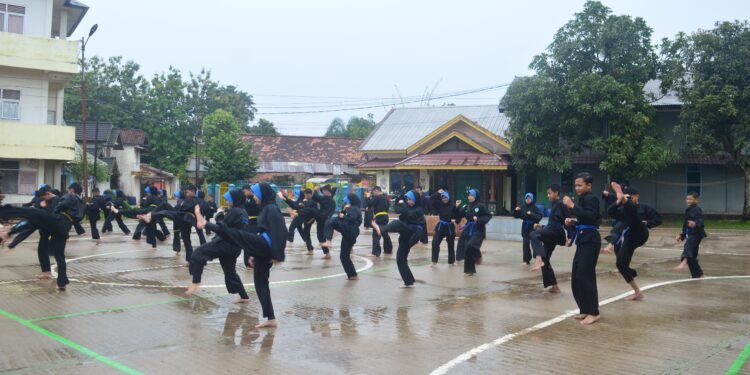 Gashuku dan Ujian Beladiri Tarbiyatul Awaliyah ‘Aqulu eL Muqoffa: Menempa Raga, Menguatkan Iman di Tengah Hujan Penuh Berkah