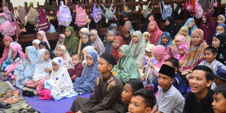 YPD AKUIS Pusat Resmi Buka Pesantren Ramadhan Anak-Anak: Dari Murid Jadi Guru, Kisah Almuni Membimbing Adik-Adik di Pesantren Ramadhan