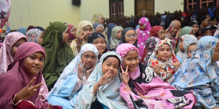 YPD AKUIS Pusat Resmi Buka Pesantren Ramadhan Anak-Anak: Dari Murid Jadi Guru, Kisah Almuni Membimbing Adik-Adik di Pesantren Ramadhan
