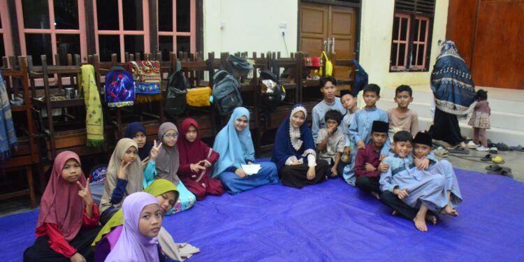 YPD AKUIS Pusat Resmi Buka Pesantren Ramadhan Anak-Anak: Dari Murid Jadi Guru, Kisah Almuni Membimbing Adik-Adik di Pesantren Ramadhan