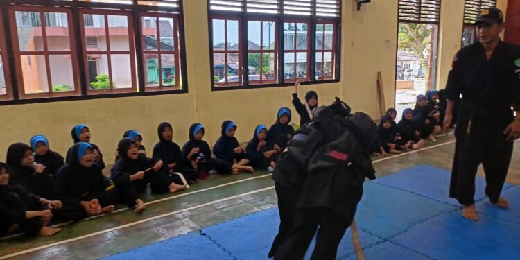 Gashuku dan Ujian Beladiri Tarbiyatul Awaliyah ‘Aqulu eL Muqoffa: Menempa Raga, Menguatkan Iman di Tengah Hujan Penuh Berkah