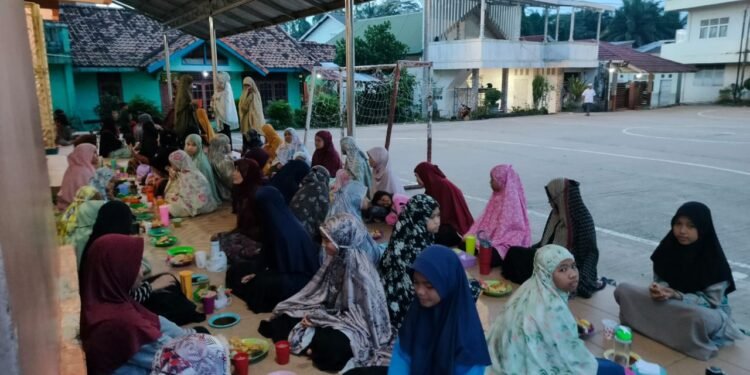 Masjid eL-Muqoffa YPD AKUIS Pusat: Buka Bersama, Wujudkan Hidup Berjama’ah Berlandaskan Al-Quran dan As-Sunnah