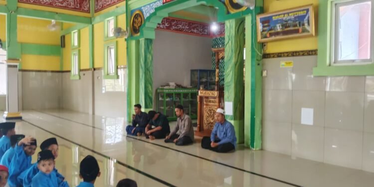 Ramadhan Penuh Cahaya: Santri YPD AKUIS Hadirkan Pesantren Kilat Seru untuk 40 Anak di Pulau Rimau