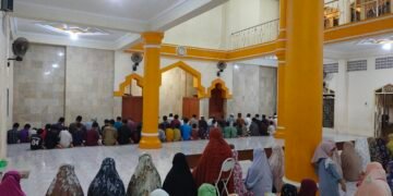 Gerhana Bulan Total: Satu-satunya di Indonesia, Namun Tertutup Awan di YPD AKUIS Pusat