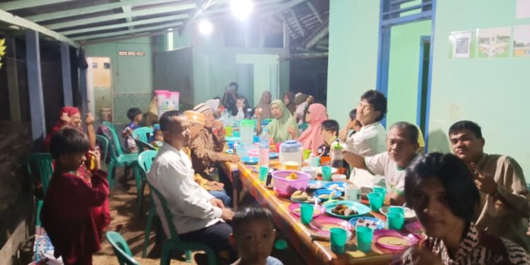 Kegiatan Ramadhan YPD AKUIS Pusat di Kelompok Kajian Binaan, Dusun 3 Sukarela: Buka Bersama hingga Tausiyah Berjalan Khidmat