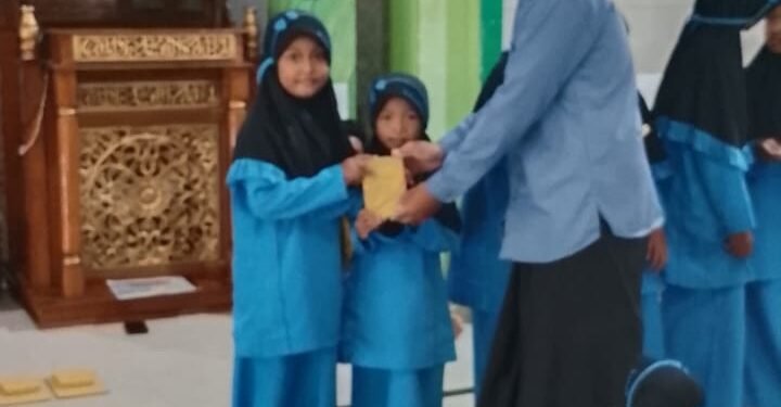 Perpisahan Manis di Penghujung Ramadhan: Pesantren Anak-Anak YPD AKUIS di Pulau Rimau Resmi Ditutup