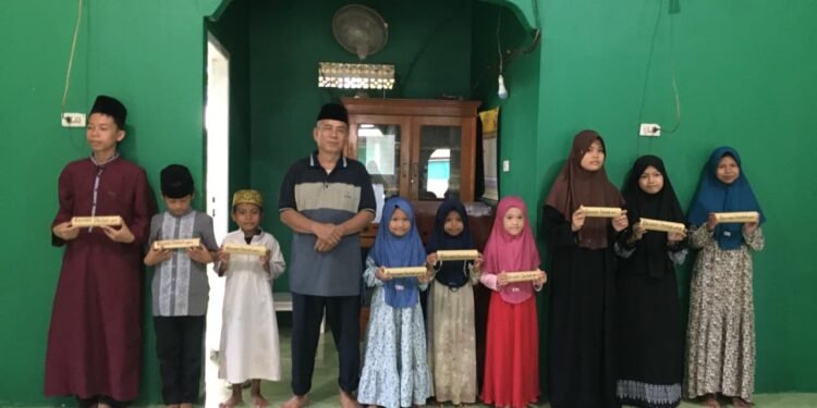 PENUTUPAN PESANTREN RAMADHAN ANAK-ANAK YPD AKUIS CABANG KABUPATEN OKI: Canda, Tawa, dan Haru Mewarnai Sore di SP PADANG