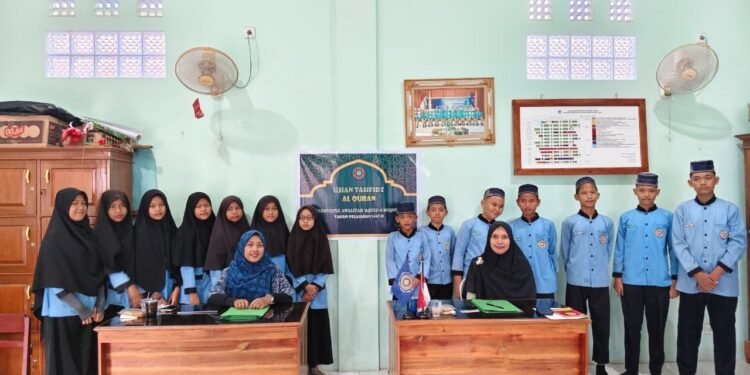 Menjaga Kemurnian Kalam-Nya: Santri Tarbiyatul Awaliyah Laksanakan Ujian Tahfiz Juz 30